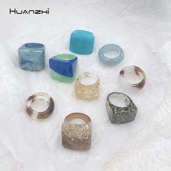 HUANZHI 2020 New Korea Transparent Acrylic Resin Rings Geometric Square Round Ring Colorful for Women Girls Jewelry Gifts