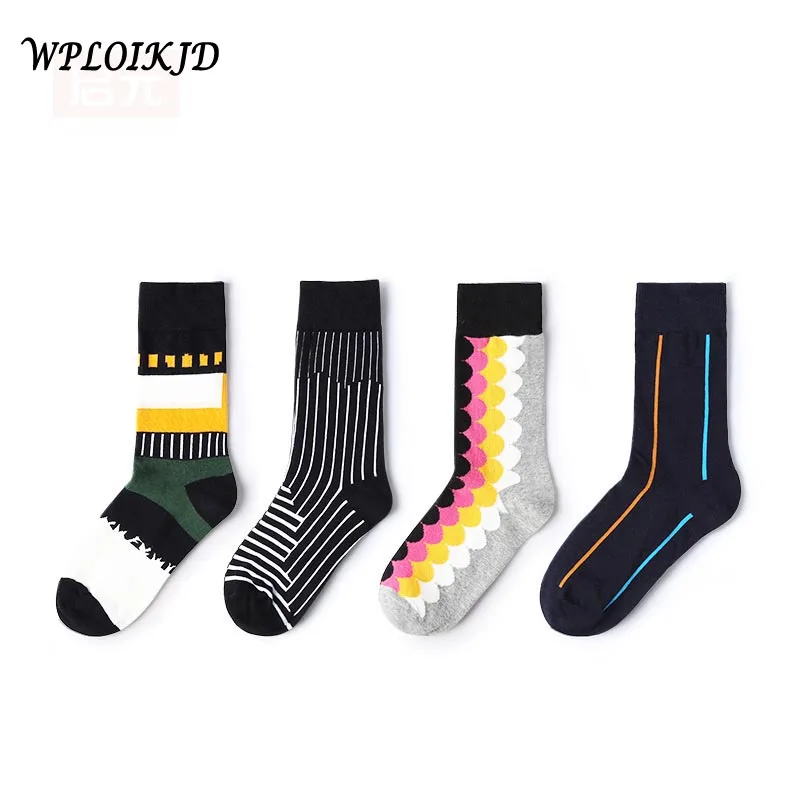 [WPLOIKJD]New Product Illustrations Personality Couples Socks Irregularity Pattern Jacquard Socks Hip Hop Tide Sox Skarpetki