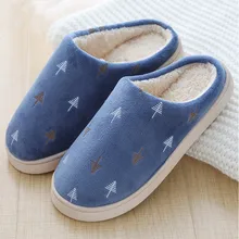 Пара нескользящих зимних мужских тапочек с геометрическим рисунком; удобные домашние мужские тапочки; хлопковые домашние Мягкие плюшевые тапки;#50