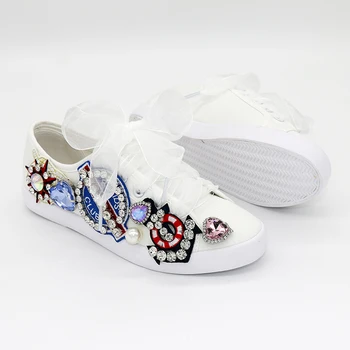 

Bling Crystal White Sneakers Women's Casual Canvas Shoes Woman 2020 Spring Fashion Rhinestones Ladies Flat Trainers Female Shoes