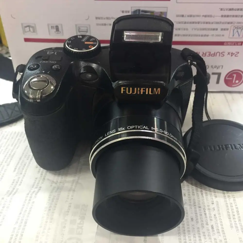 USED FUJIFILM FINEPIX S2900HD 14 MP Digital Camera with 18x Wide Optical Zoom and 3.0-Inch LCD