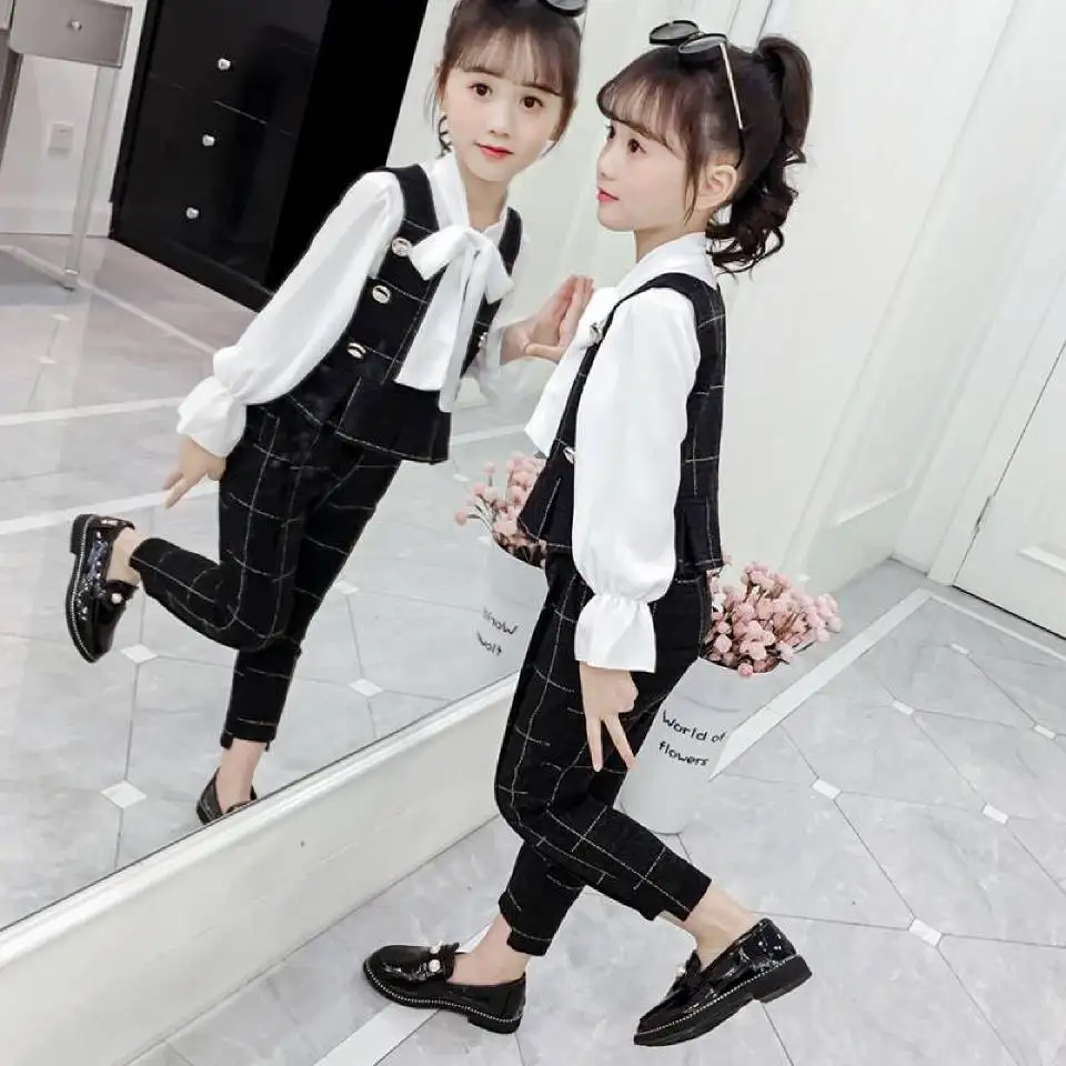 very girls tracksuit