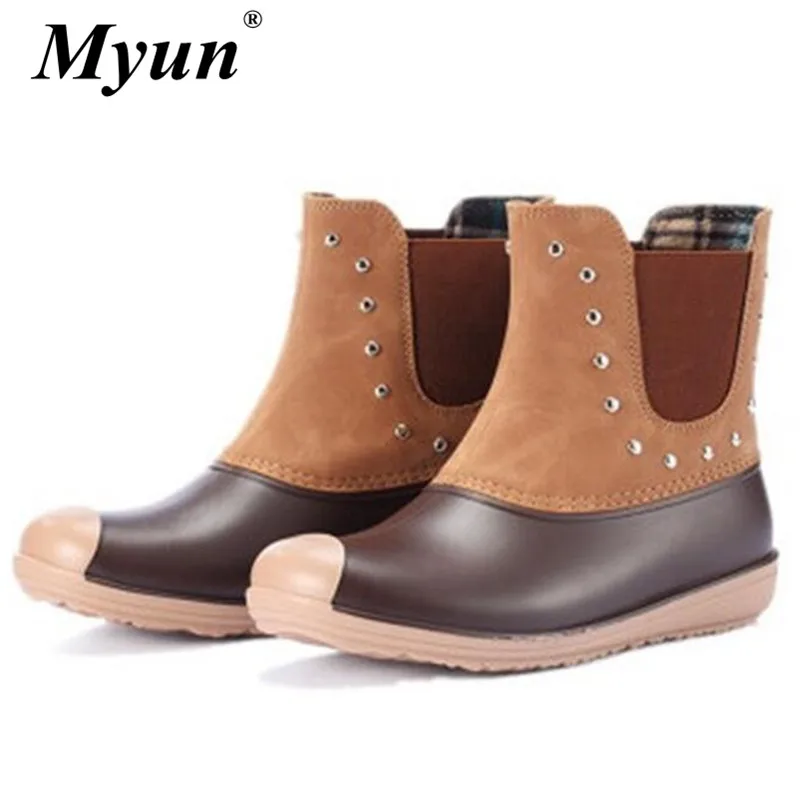 

Retro Metal Rivet Buckle Woman Outdoor Rain Boots Spring Autumn Waterproof Ankle Boot Platform Non-Slip Ladies Rubber Shoes