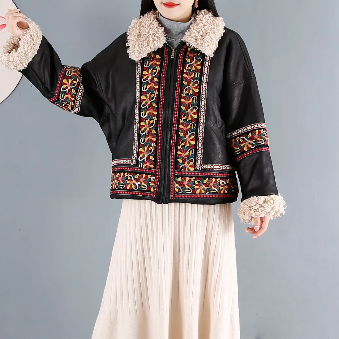 

Windproof Comparable down Jacket like Warm! Lamb Plush Embroidery Thick Coat Women's Suede Fall And Winter Clothes