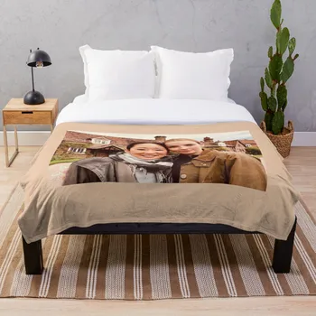 

Killing eve jodie comer phoebe waller bridge Throw Blanket Soft Sherpa Blanket Bed Sheet Single Knee Blanket Office Nap Blanket