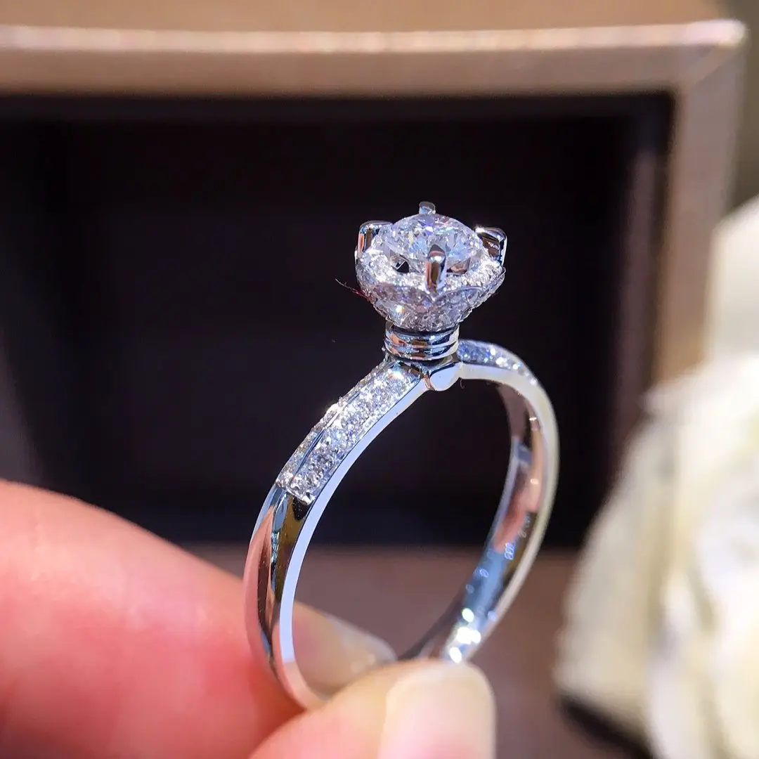 Рисунок 2 - Кольцо из чистого золота с натуральным бриллиантом