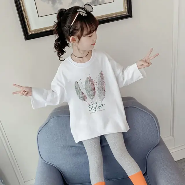 가을을 위한 편안하고 스타일리시한 여아용 와이드 티셔츠