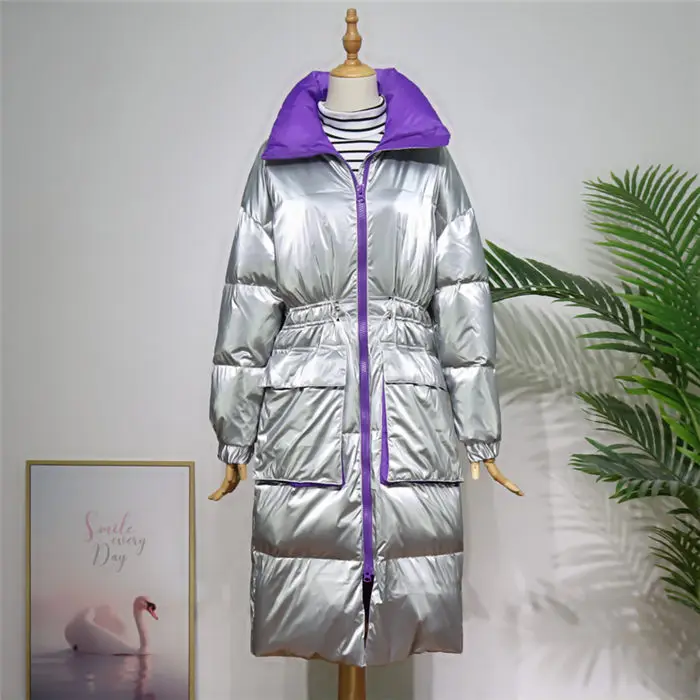 Bright silver Глянцевая зимняя куртка-пуховик серебристого и черного цвета для женщин, воротник-водолазка, белый пуховик на утином пуху, парка, модная утепленная теплая зимняя верхняя одежда f182 - Цвет: Bright silver