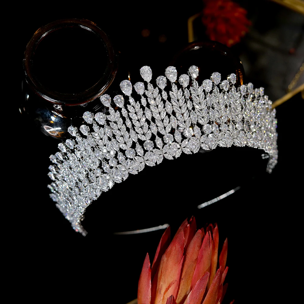 Shiny CZ Headdress ASNORA Bride Crowns Wedding Hair Accessories 16-Year-Old Adult Gift Princess Crown, Party Tiaras A01045