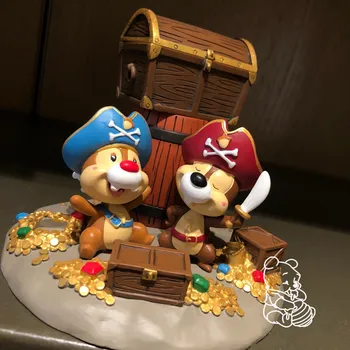 

Original Disney Chip 'n' Dale Statue Calendar dice Bust full-length portrait Desktop decoration resin Action Figure Toy W247