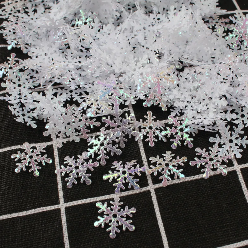 

200pcs 3cm Christmas Tree Decoration Snowflake White Artificial Snow Christmas Decorations for Family New Year Christmas Gifts