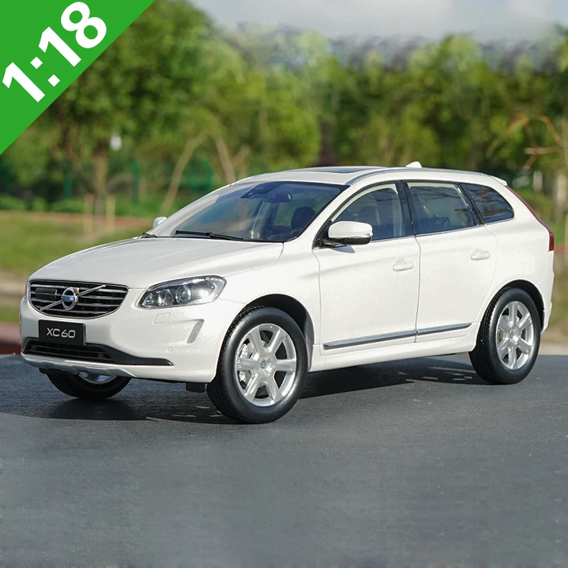 1:18 высокое тщательное VOLVO XC60 сплав модель автомобиля статические металлические модельные автомобили с оригинальной коробкой