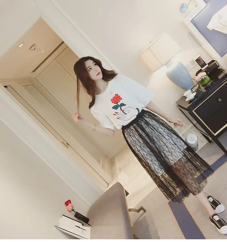 

Bottom Missing T-shirt WOMEN'S Short Sleeved Loose-Fit Dress Women's Mid-length High-waisted Lace Half-length Mesh Skirt Two-Pie