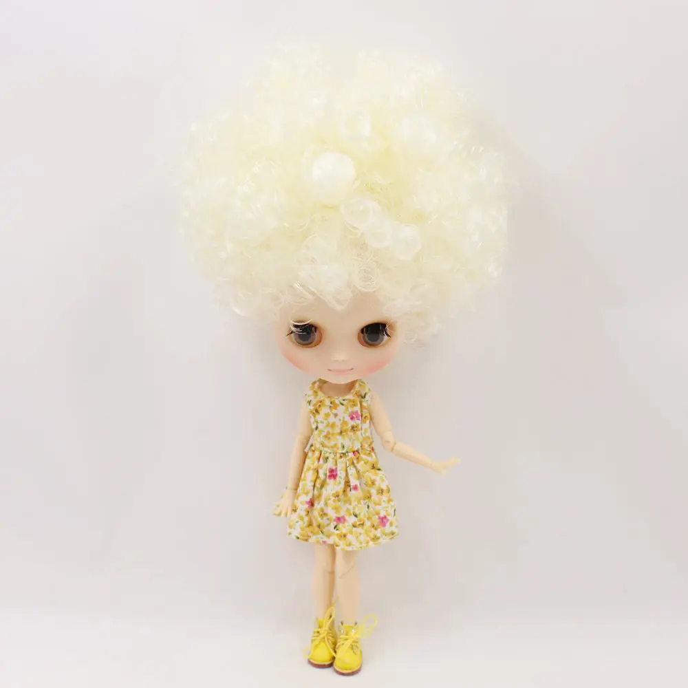 Ледяная кукла DBS Middie Blyth Серия No.QE300 крем белые вьющиеся волосы матовое лицо 1/8
