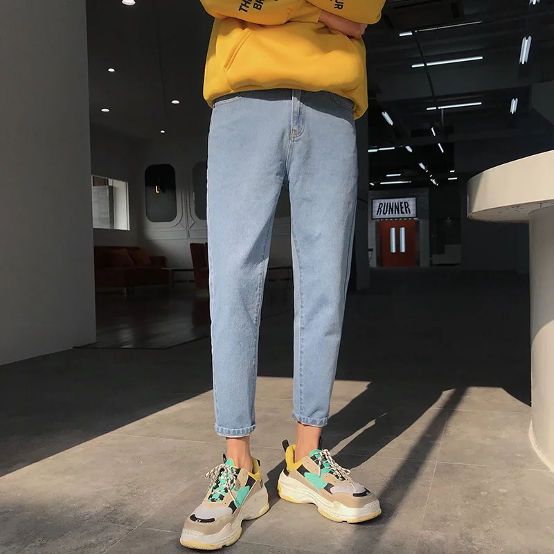 Cropped jeans men's Korean trendy 2020 summer new slim feet Hong Kong style boys light blue cowboy teenagers denim jeans men Cropped jeans men's Korean trendy 2020 summer new slim feet Hong Kong style boys light blue cowboy teenagers denim jeans men