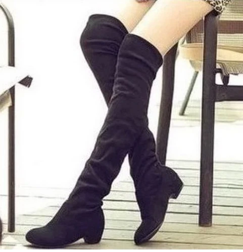 trendy flat boots