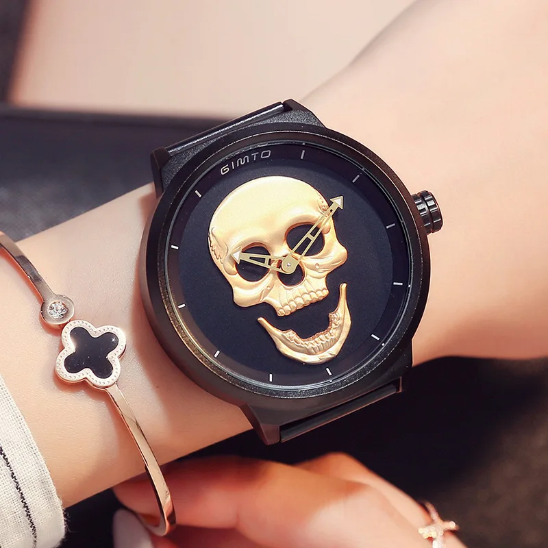 

Solder of Hot Selling Fashion Skull MEN'S Watch Black And White with Pattern Gauze Stone British Tide WOMEN'S Watch