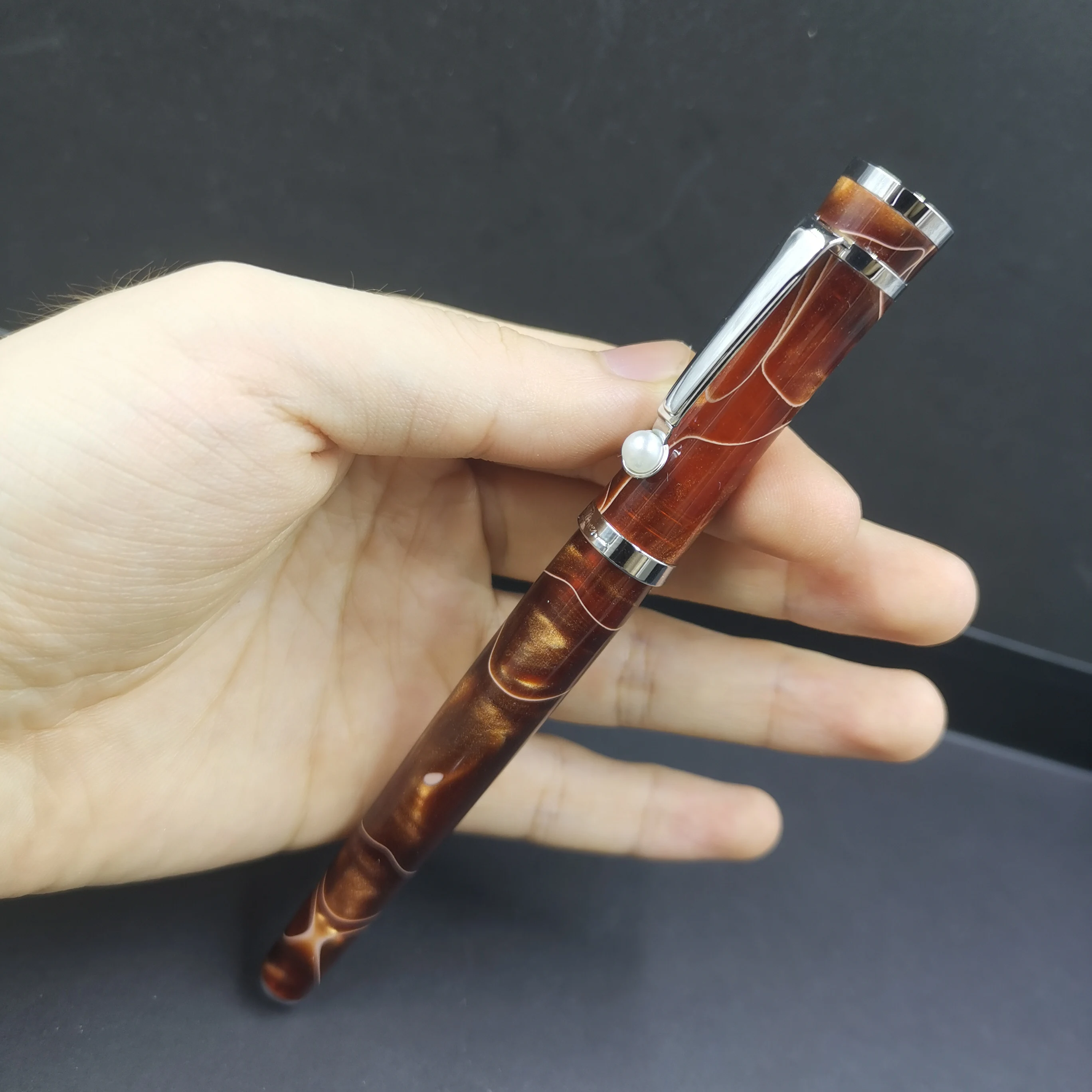 

Fuliwen 2037 Fountain Pen Converter Pen Acrylic Pen Fine/Medium Nib Optional Each One Are Different