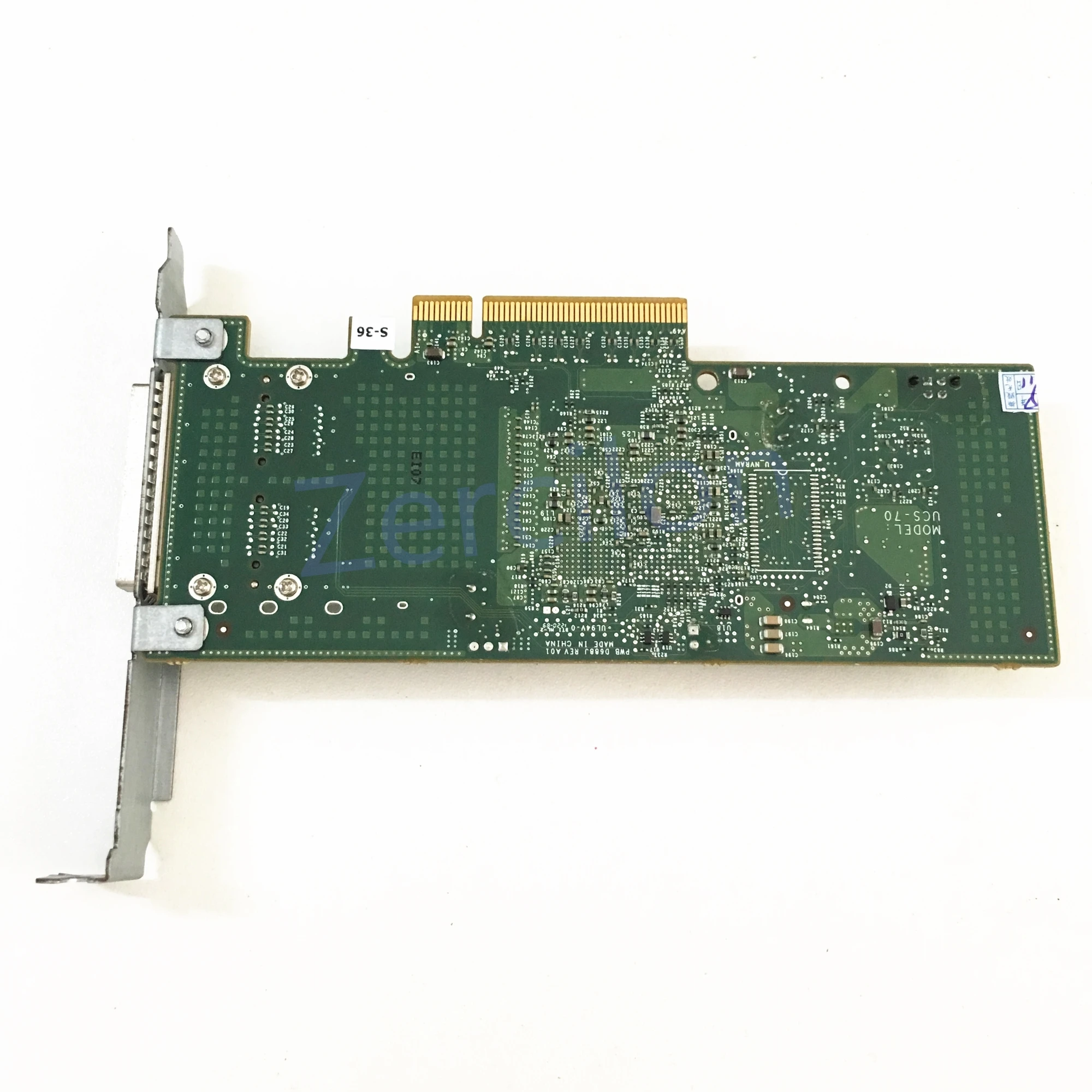 Используется DELL H200E 6GB HBA SAS channel card 2 порта Ext SFF-8088 12DNW LSISAS2008 = LSI 9200-8E