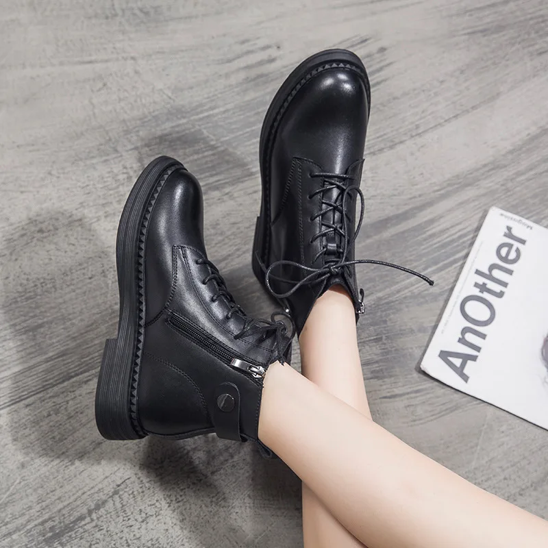 

Martin Boots Women's 2019 Autumn And Winter New Style British Style Versatile round-Toe Lace-up Flat Short Boots