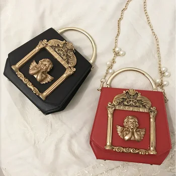 

Women's Baroque Angel Crossbody Bags Box Shaped Ring Handle handbag Ladies Metal Frame Pearl Chain Bridal Shoulder Bag gg bag