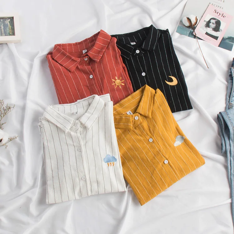 

2019 Harajuku Women Kawaii Striped Blouse Moon Embroidery Korean Ladies Tops Blusas Casual Batwing Sleeve Linen Women Shirt