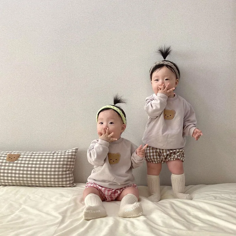 Cotton Baby Sweatshirt with Bear Embroidery for Autumn Spring