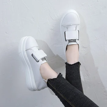 

2020 Spring Women Flats Shoes Platform Sneakers Slip On Flats Leather Suede Ladies Loafers Moccasins Walking shoes Women E16-91