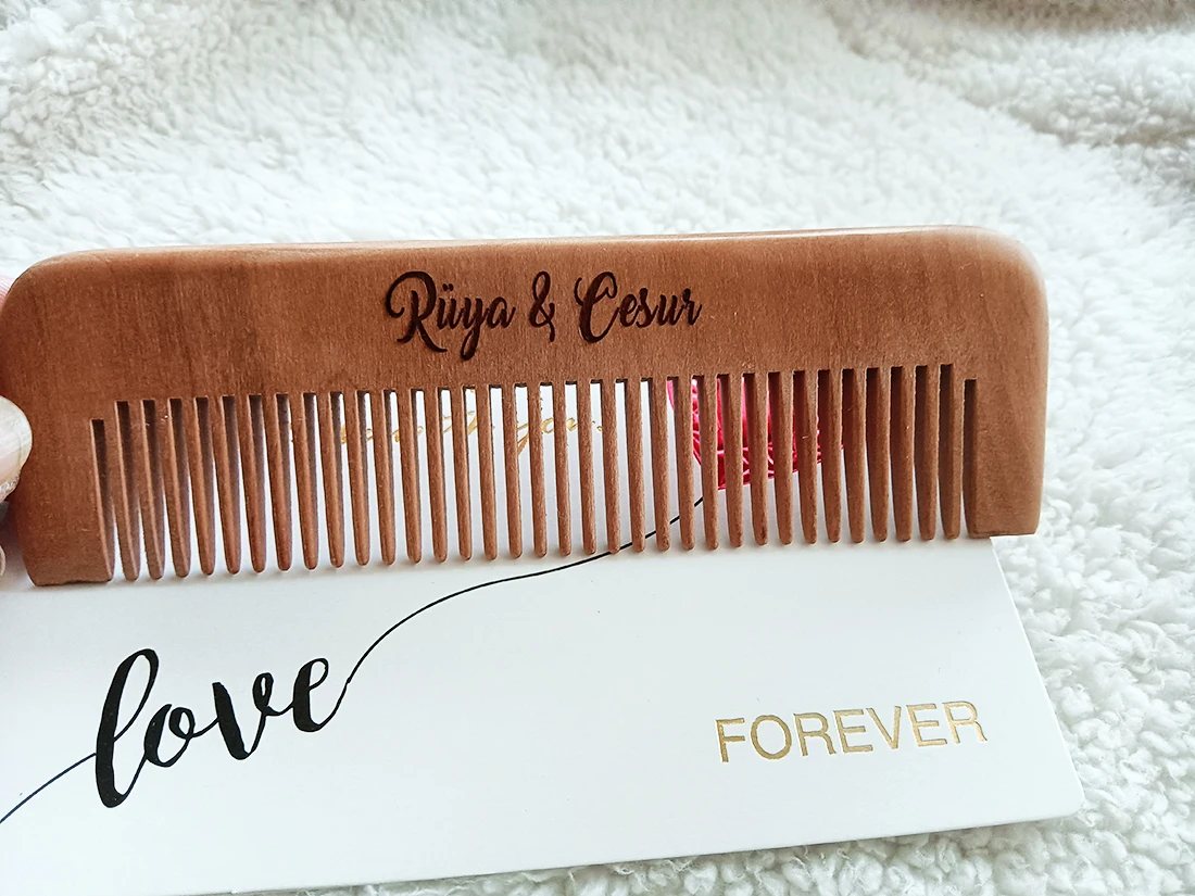 Personalized Hair Combs for Wedding Favors and Gifts,Custom Name Engraved Wood Comb, Wedding Souvenir, Wooden Pocket Comb, 13cm