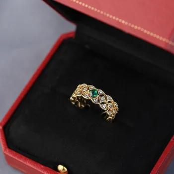 

Vintage Luxury Green Natural Stone Hollow Pattern Lace Gold Rings for Woman Bride Engagement Ring Wedding Jewellery Gift