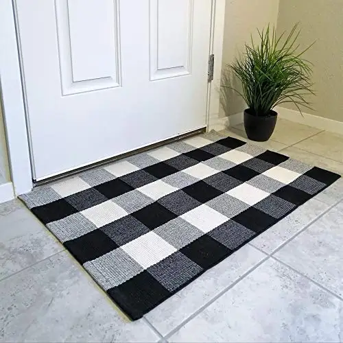 

YIANSHU Black & White Checkered Mat 23.6 x 35.4 inch Washable Hand Woven Outdoor Rug For Living Dining Bedroom Bathroom