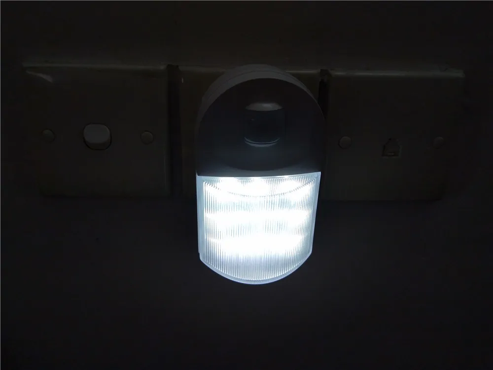 2-PACK-Motion-Sensor-Night-Light-Potable-9-LED-Closet-Lights-Plug-Socket-Power-Supply-Cabinet-IR-Infrared-Motion-Wall-Lamp（8）