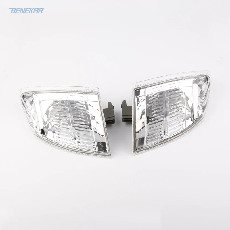 

Benekar Front Left Right Corner Turn light lamp For Nissan X-TRAIL XTRAIL T30 2000-2006