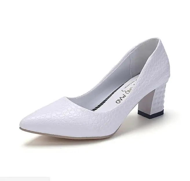 CEVABULE/женские туфли-лодочки на квадратном каблуке; сезон осень; модная обувь из искусственной кожи; туфли на низком каблуке с острым носком - Цвет: white