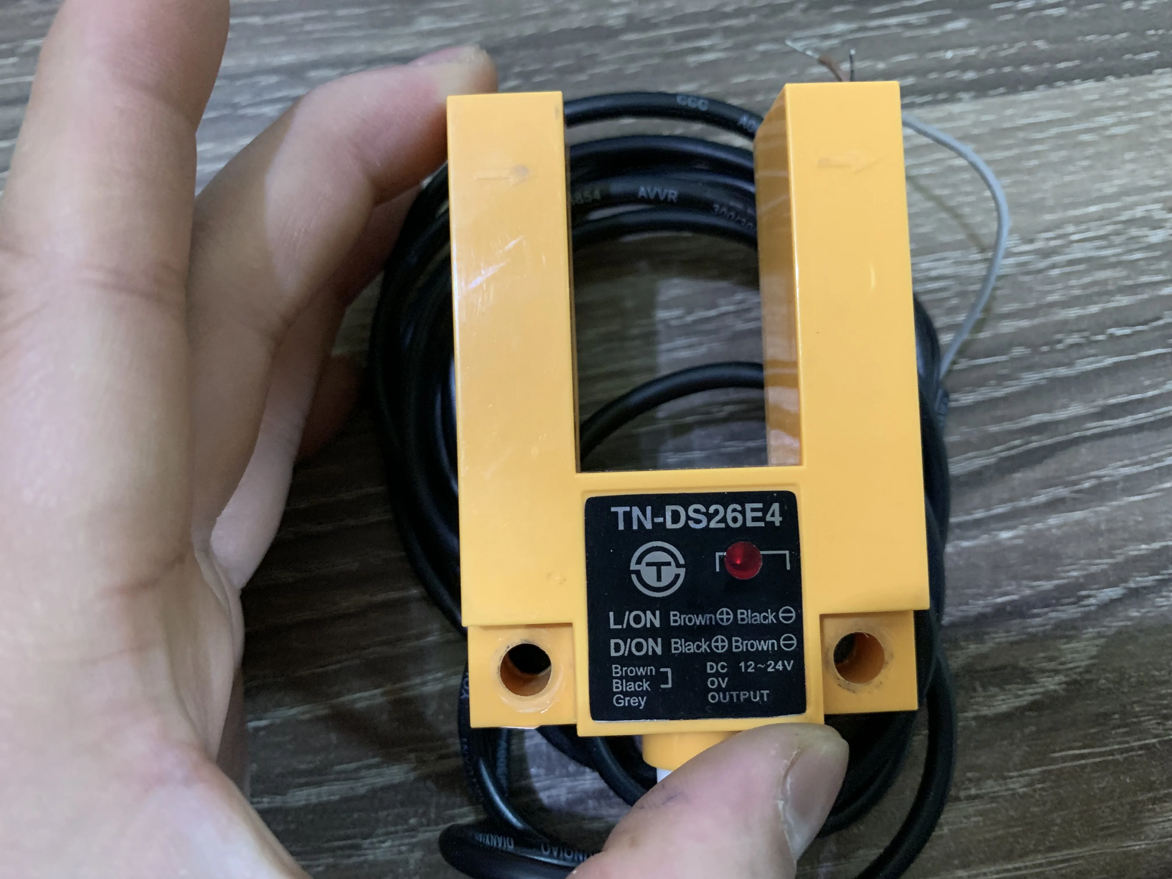 

Новый фотоэлектрический переключатель verison TN-DS26E4, специальный фотоэлектрический переключатель