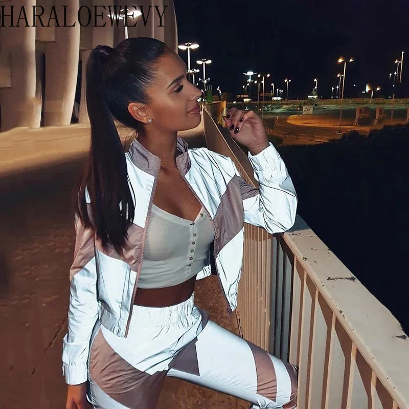 

Women Tracksuits 2 Piece Set Reflective Zipper Crop Top Pants Hip Hop Fashion Female Loose Shine Jacket Coat Trousers Plus Size
