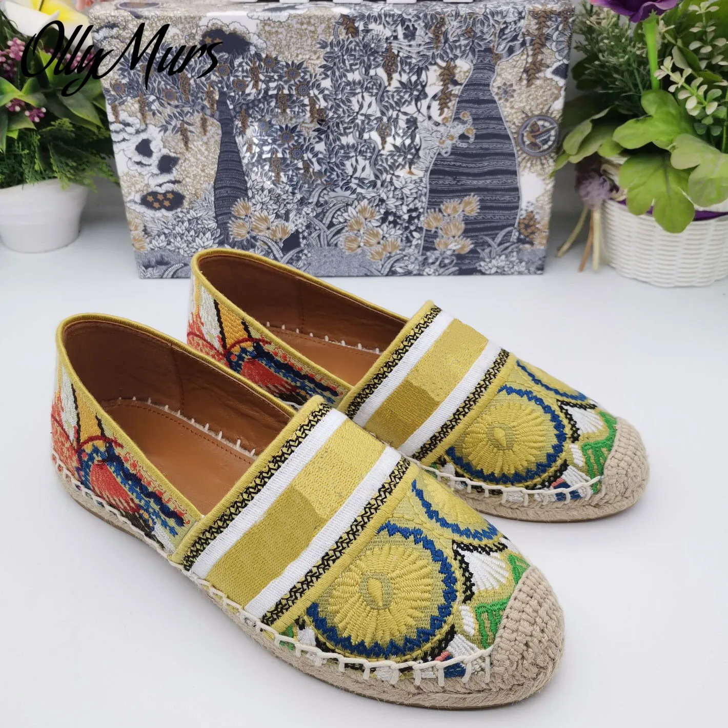 Zapatos planos transpirables con bordado Floral para Mujer, mocasín de marca de lujo, sin cordones, para primavera y verano