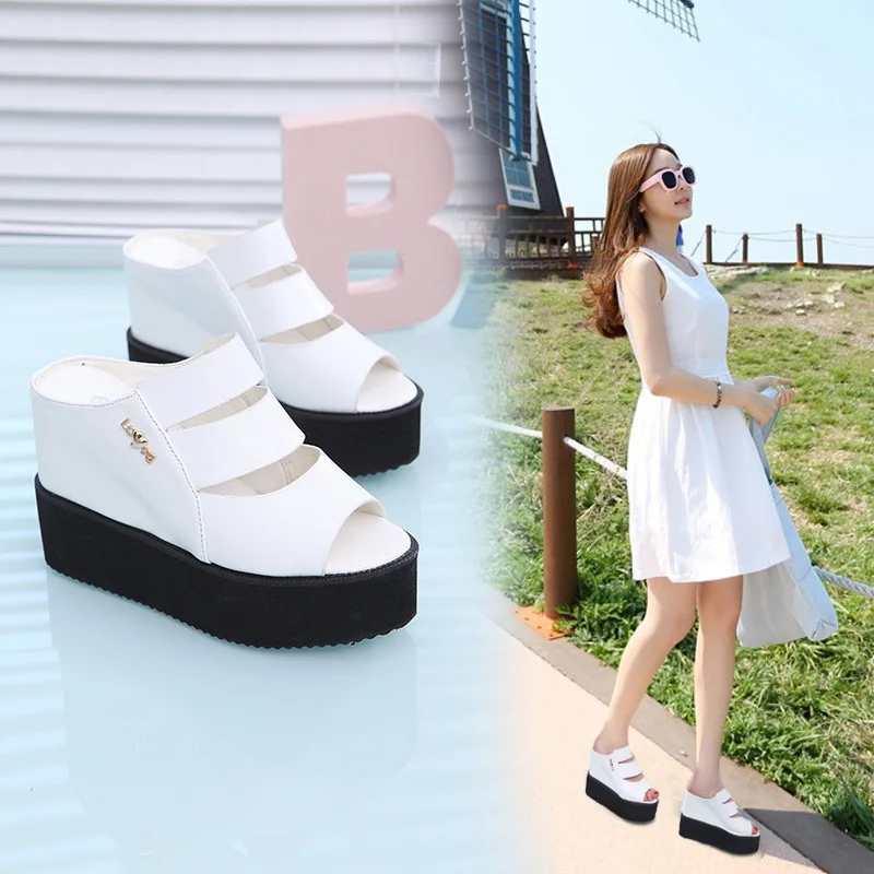 

Women's 2019 Summer New Style Europe And America Fashion Roman Style Slanted Heel Waterproof Platform Hollow out Elevator Fish M