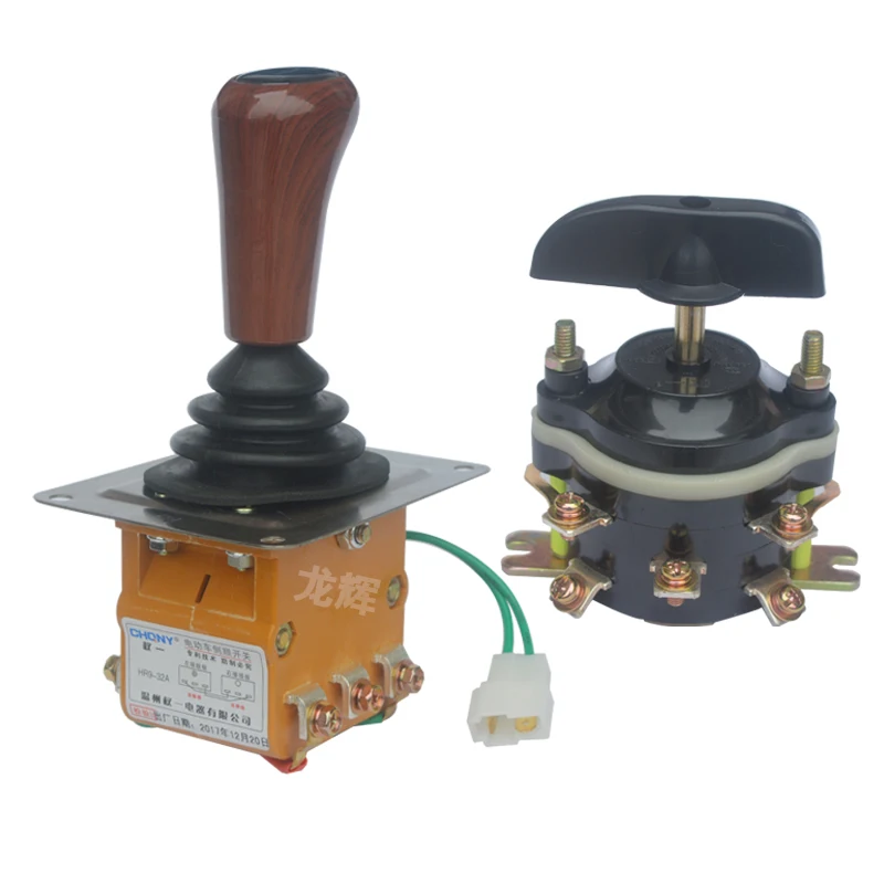 Electric tricycle reverse switch, electric vehicle combination switch, reverse switch