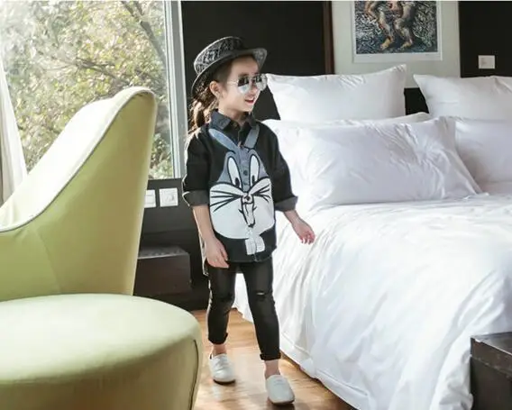 

2019 New Style Girls Fashion Shirt Spring Clothing Cartoon Cute Rabbit Printed Children Fold-down Collar Casual Shirt