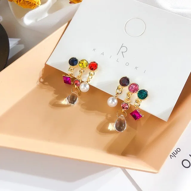 2019-New-Alloy-Ethnic-Water-Drop-Women-Dangle-Earrings-Fashion-Color-Round-Drill-Pendant-Earrings-Collide.jpg_640x640 - 副本