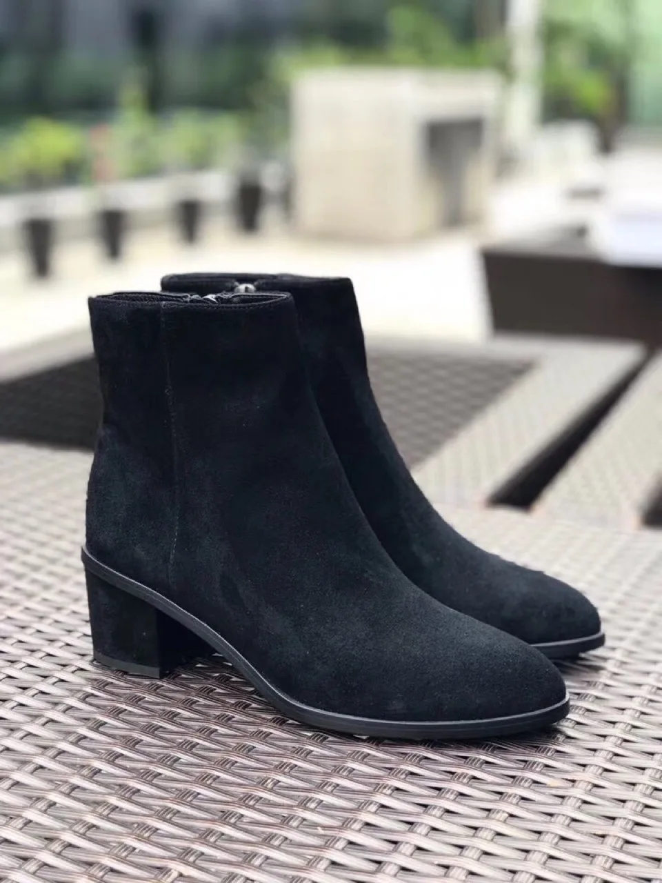 

Cowhide Leisure Genuine Leather Keep Warm Woman Boots Boots