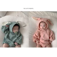 Ins Осенняя Корейская одежда для малышей мальчиков и девочек Комбинезон льняная одежда с нежным кроличьим одежда с героями мультфильмов шапка