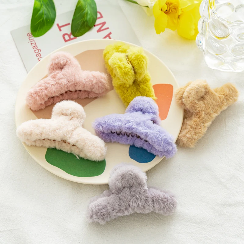 

Ponytail Shark Clip Autumn Winter Hair Accessories Catch Clip Plush Hair Claws Candy Color Korea Hairgrip Faux Fur Barrettes