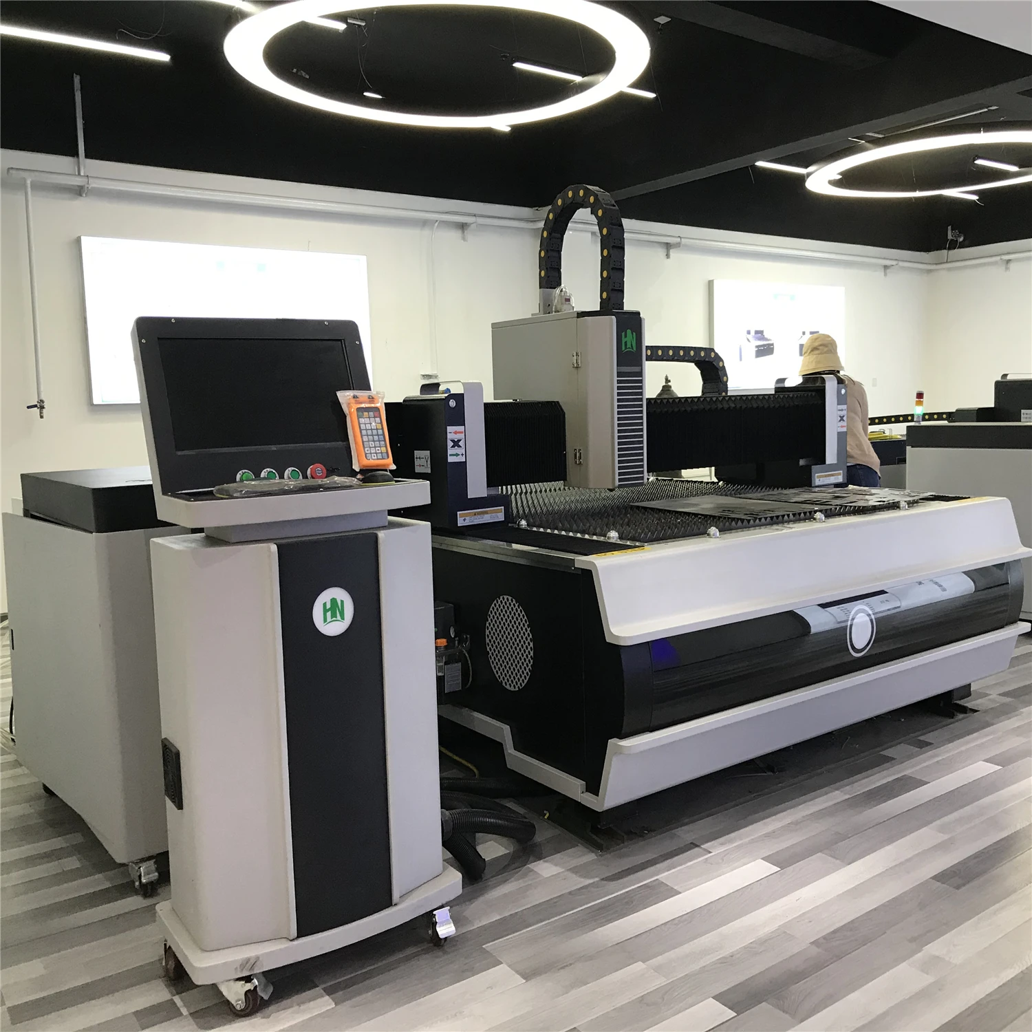 1000 Вт 3015 4015 6015 нержавеющая сталь cnc волоконно лазерный станок для резки с