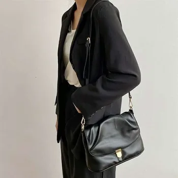 

One-Shoulder Underarm Bag Cloud Pleated Messenger Bag Soft PU Leather Massenger Clutch Bag Dumpling Lady Crossbody cloud bag