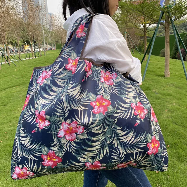 Large Reusable Grocery Store Green Shopping Bag 50 Pound Handbag Foldable Ladies Shoulder Bag Washable Handbag 2021 31012