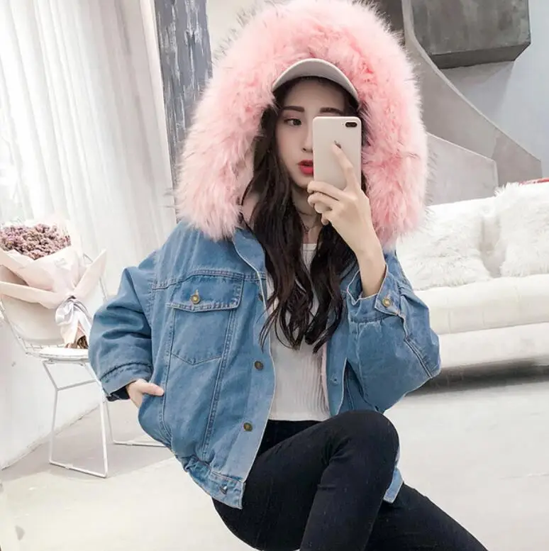 

Winter Fur Denim Jacket Women Fashion Faux Rabbit Fur Blue Jeans Jacket Coat with Warm Lining Female Fur Collar Oversize Outwear