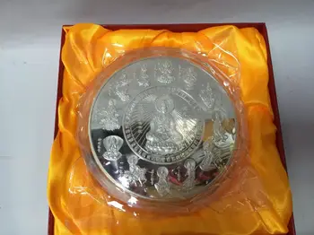 

Chinese Buddha Illuminates Avalokitesvara 1000g Commemorative Coin Thousand Hands Thousand Eyes Avalokitesvara Relief Medal