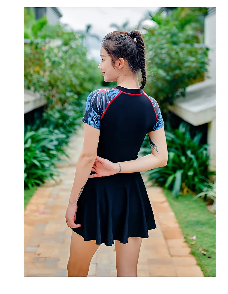 361 Swimsuit Female Summer 2021 One Piece Swim Skirt Short Sleeve Women Swimwear Swim Dress Zipper Stripe Rash Guard